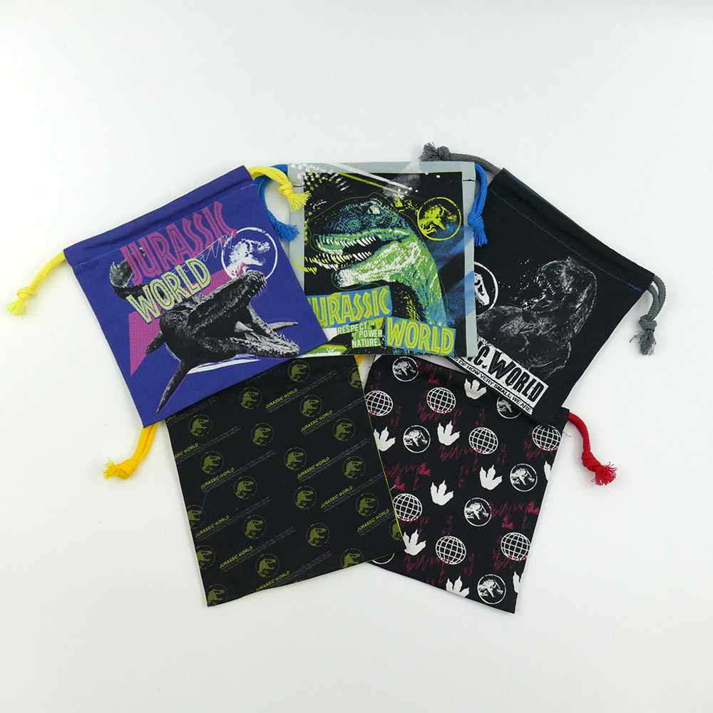 スケーター キャラクター ミステリーボックス巾着 単品 Mサイズ KBB21 skater ジュラシックワールド 恐竜 JW 男の子 男子【ブラインド ランチ巾着 ランダム お楽しみ サプライズ】