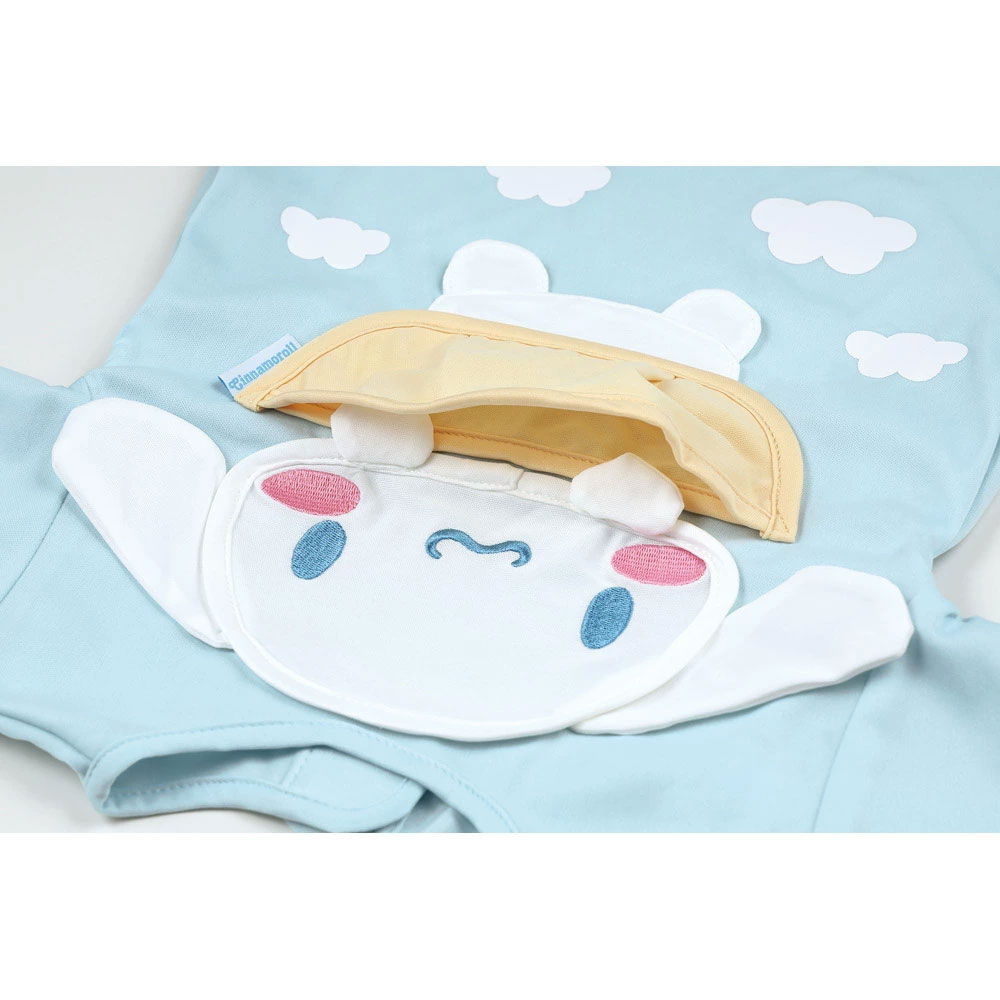 【送料無料】ダイカット 長袖 エプロン ベビー 用品 可愛い 便利 ごはん 食べこぼし キャラクター スケーター skater CBAEP2 シナモロール シナモン サンリオ 女の子 女子【食事 汚れ 防止 撥水加工 洗濯機可 子供】
