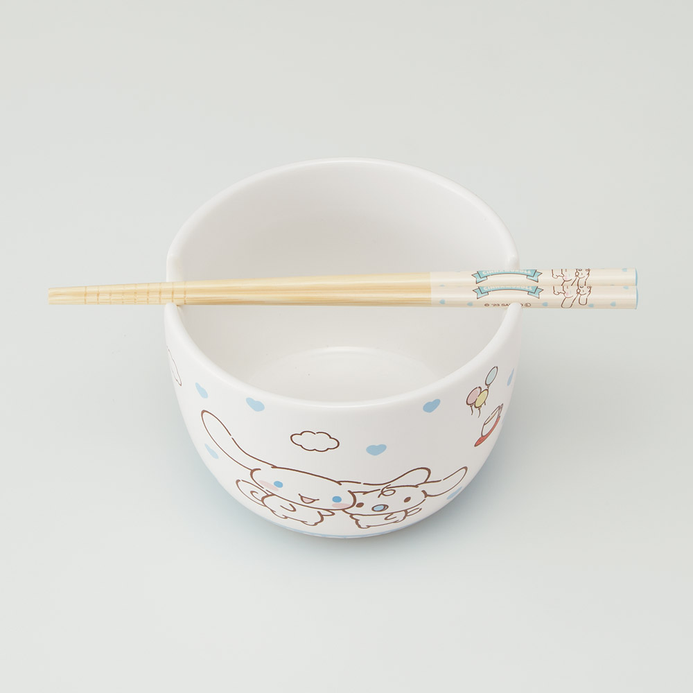 陶器製 ボウル 箸 セット 600ml 21cm 食器 鉢 お椀 丼 竹箸 カトラリー 焼き物 陶物 可愛い 便利 CHBWH1 シナモロール シナモン みるく サンリオ 女の子 女子【陶製 食事 キャラクター キッズ こども 大人】