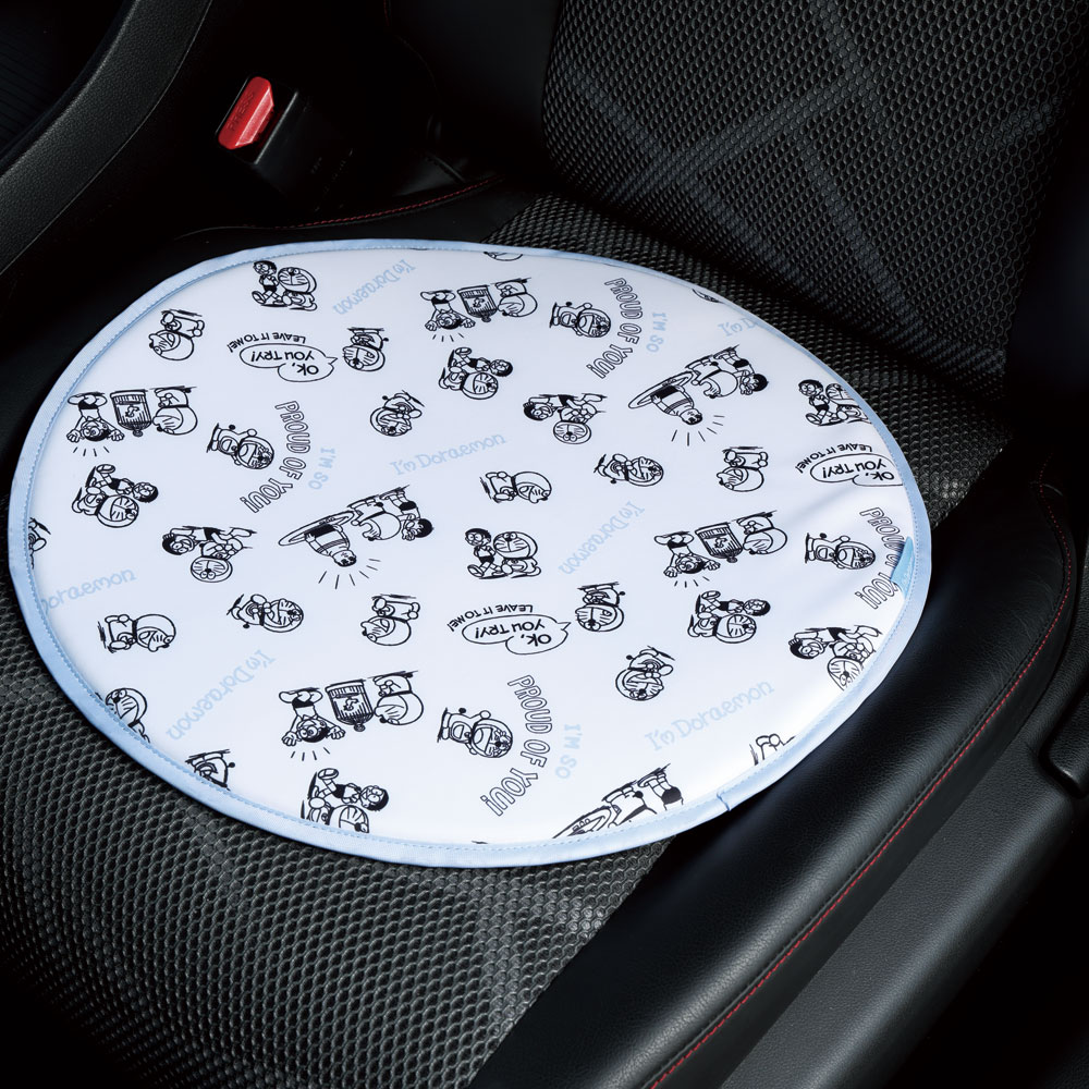 ハンドルカバー 遮熱 ドラえもん カー用品 車 日よけ サンリオ CHDC1 スケーター【対策 クッション 便利 ドライブ グッズ かわいい キャラクター Sanrio Doraemon アイムドラえもん】