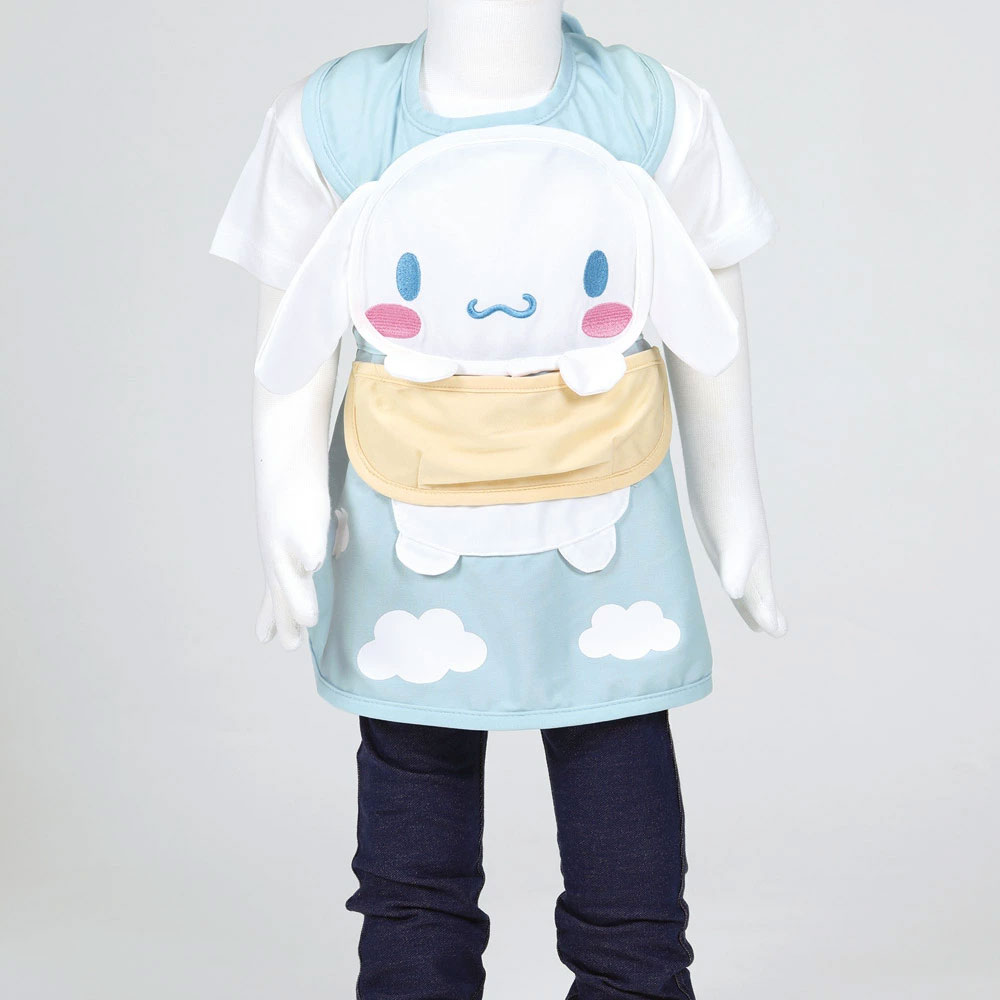 【送料無料】ダイカット エプロン ベビー 用品 可愛い 便利 ごはん 食べこぼし キャラクター スケーター skater CBAEP1 シナモロール シナモン サンリオ 女の子 女子【食事 汚れ 防止 撥水加工 洗濯機可 子供】