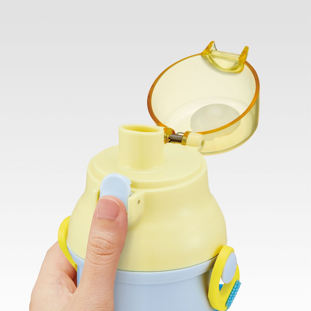 スケーター 水筒 直飲み 大容量 480ml ワンタッチ プラスチック 食洗機対応 キッズ 幼児 skater PSB5SAN おさるのジョージ 27年 ひとまねこざる 男の子 女の子【ショルダー ベルト 子供 こども 子ども 子供用 小学生 小学校】