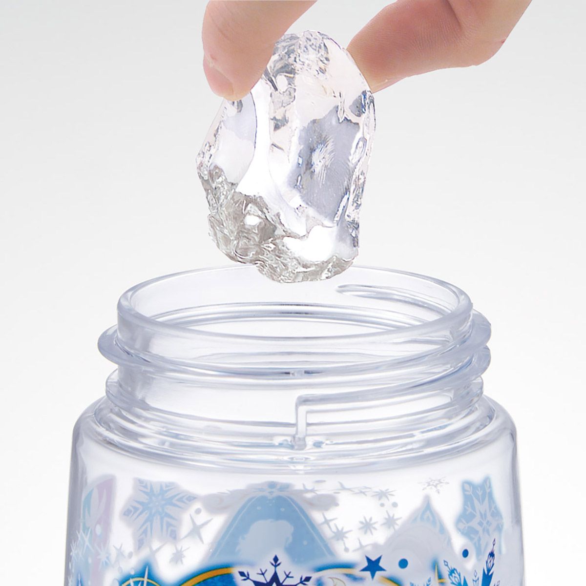 スケーター 水筒 キッズ ワンタッチ プラスチック ストロー ボトル クリア 480ml プラ水筒skater PDSH5 アナと雪の女王 27年 アナ雪 ディズニー 女の子【キャラクター 子供 かわいい ワンプッシュ 軽量 ショルダー】