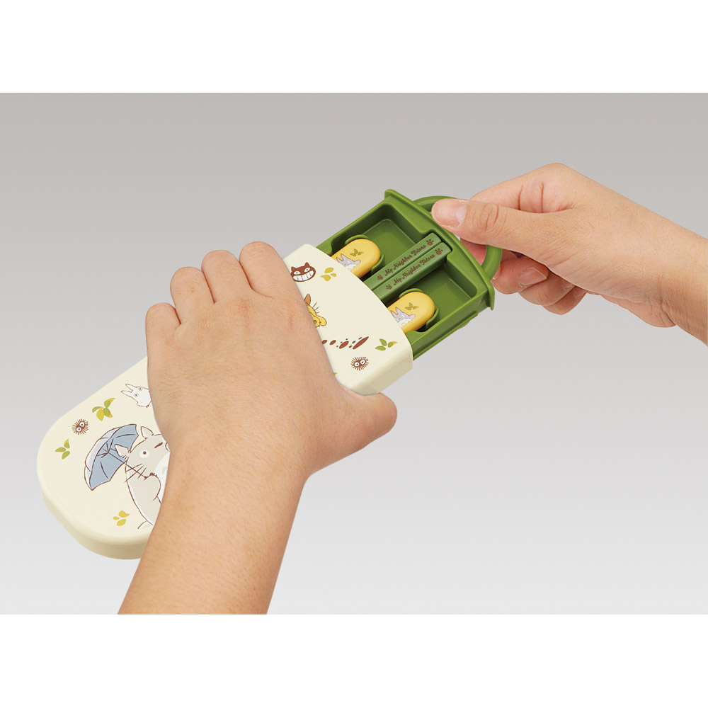 【メール便対象品】 スケーター 箸 スプーン フォーク セット 子供 お弁当 日本製 カトラリーセット skater TACC2 ネコバス となりのトトロ totoro スタジオジブリ【キャラクター トリオセット 食洗機 対応 弁当箱 スプーンセット お箸】