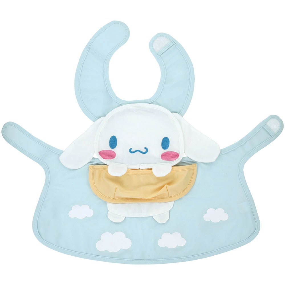 【送料無料】ダイカット エプロン ベビー 用品 可愛い 便利 ごはん 食べこぼし キャラクター スケーター skater CBAEP1 シナモロール シナモン サンリオ 女の子 女子【食事 汚れ 防止 撥水加工 洗濯機可 子供】